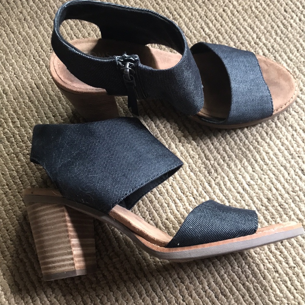 TOMS denim strap w wood heels